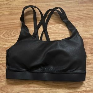 Lululemon size 4 sports bra
